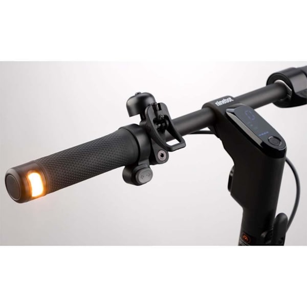 Ninebot Segway Kickscooter F2 D El-løbehjul Sort One Size / EU Plug 220V