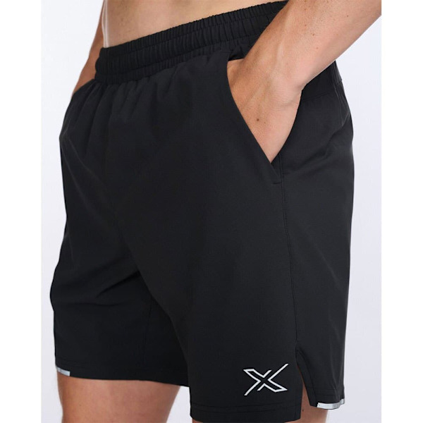 2xu Shorts Aero 7´´ Sort S Mand