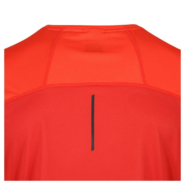 Inov8 Kortærmet T-shirt Performance  M Kvinde