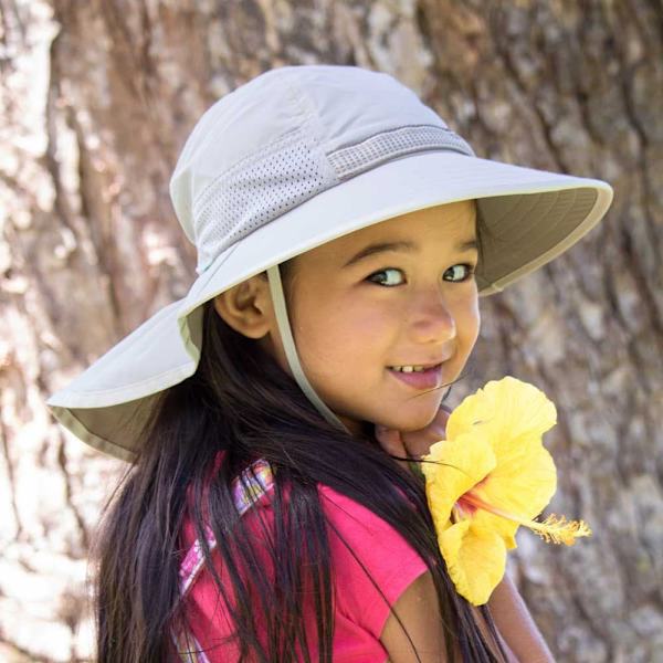 Sunday Afternoons Hatt Play Rosa M