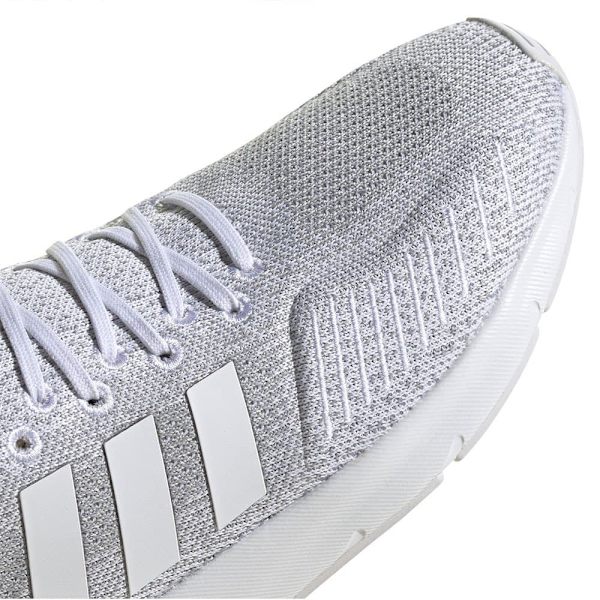 Adidas Valmentajat Swift Run 22 Harmaa EU 41 1/3 Mies