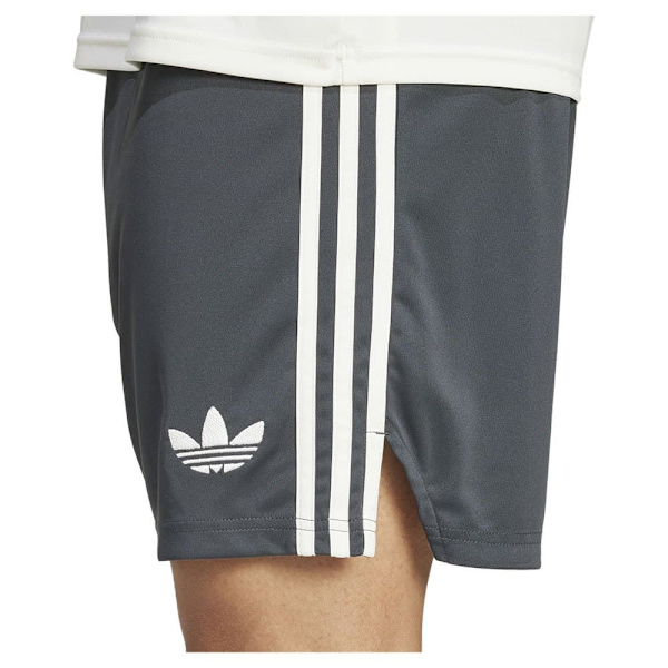 Adidas Manchester United 3 Stripes 24/25 Shorts  L