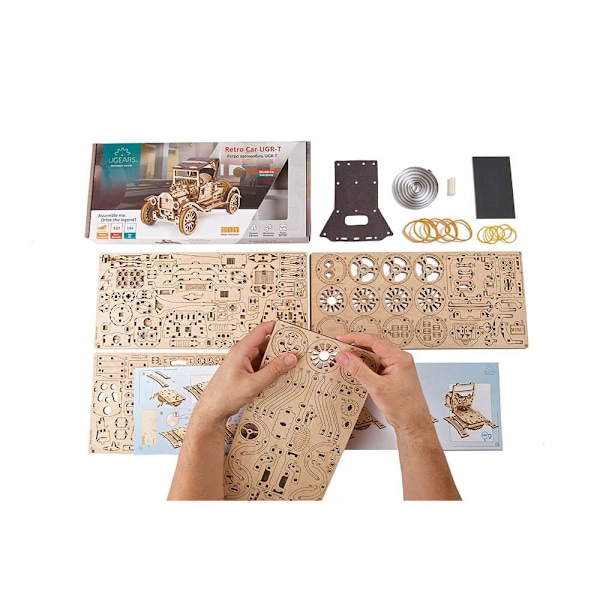 Ugears Retrocar Ugr-t Trämekanisk Modell Guld