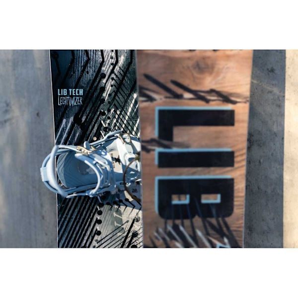 Lib Tech Legitimizer Snowboard Brun 154
