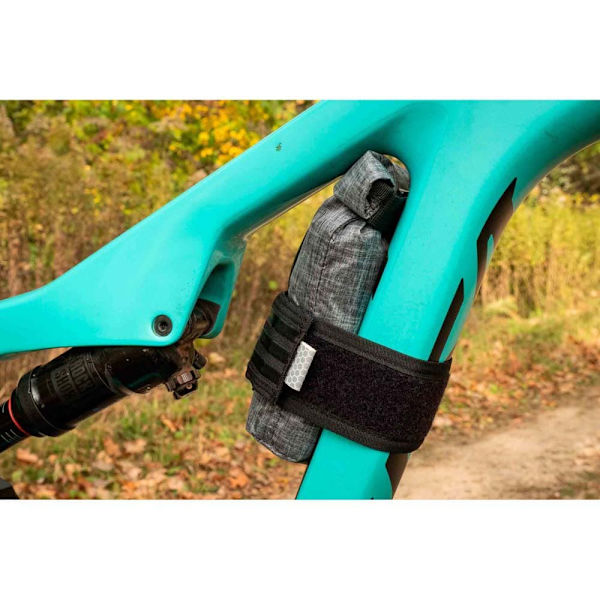 Wolf Tooth Runko Laukku Wt B-rad Teklite Roll 0.6l Harmaa