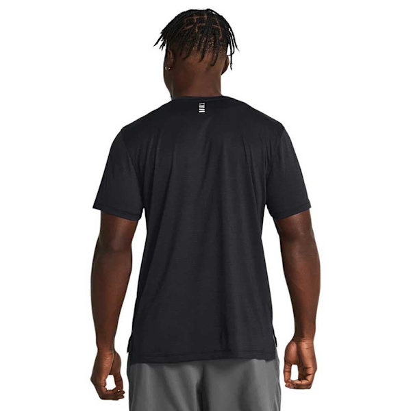 Under Armour Kortærmet T-shirt Launch Sort L / Regular Mand