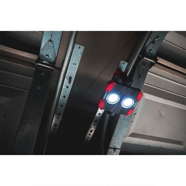 Nebo Tools Omni 2000 Musta 2000 Lumens