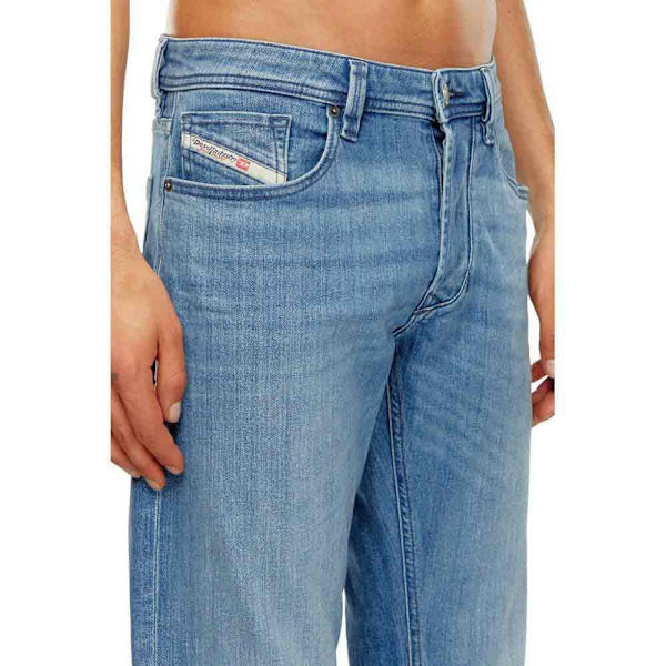 Diesel 1985 Larkee Jeans Blå 31 / 34 Mand