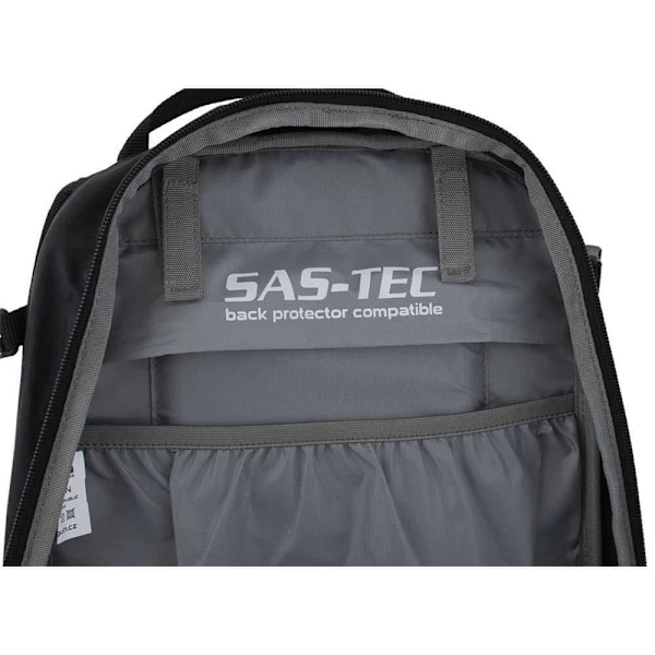 Pinguin Reppu Flux 15l Musta