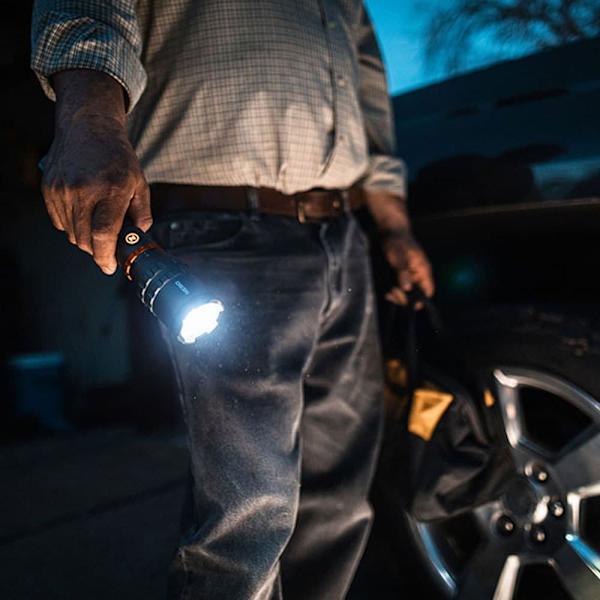 Nebo Tools Lanterne Davinci™ 8000  8000 Lumens