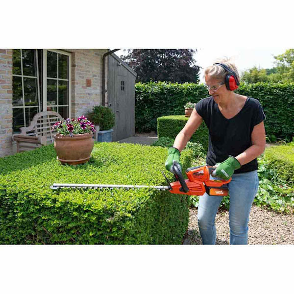 Powerplus Hækkeklipper Powdpg7536 40v 670 Mm Søvfarvet