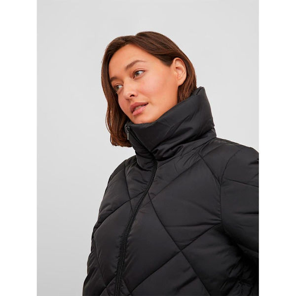Vila Takki Adaya New Quilt Musta 40 Nainen