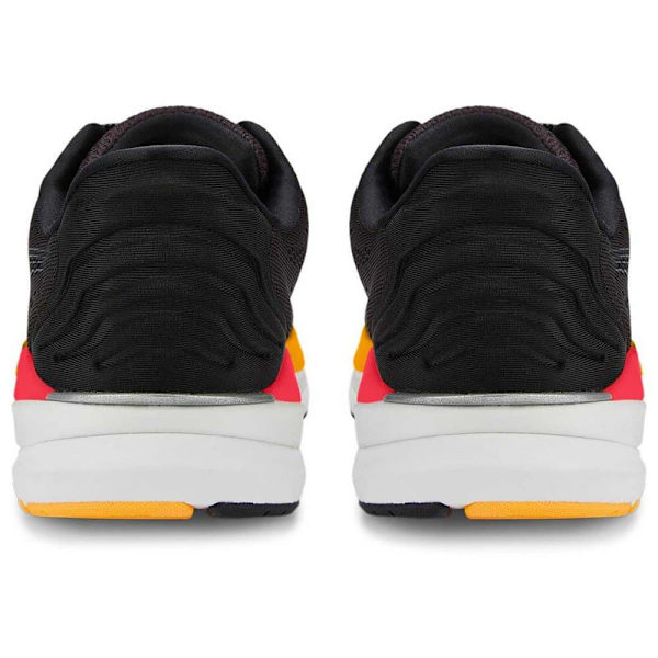 Puma Lenkkitossut Magnify Nitro Surge Musta EU 38 Nainen