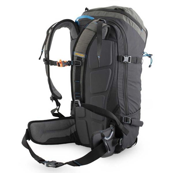 Pinguin Rygsæk Ridge 28 Nylon Sort
