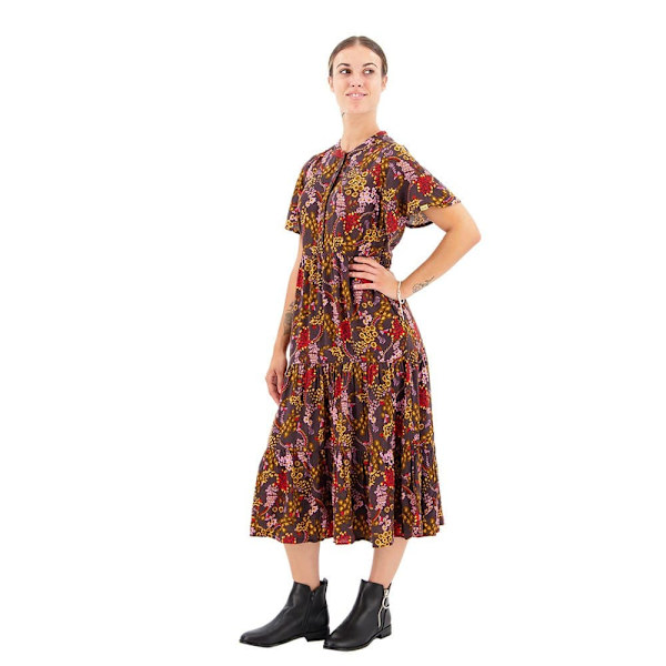 Superdry Kortærmet Midikjole Printed Tiered Brun M Kvinde
