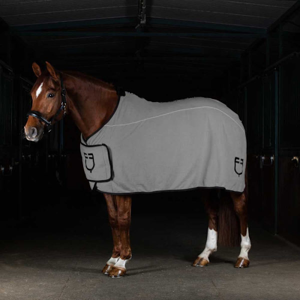 Equestro Gp Fleecematta  145 cm