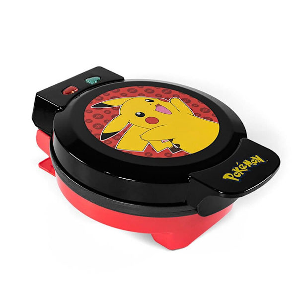 Uncanny Brands Gofrera Pikachu Punainen