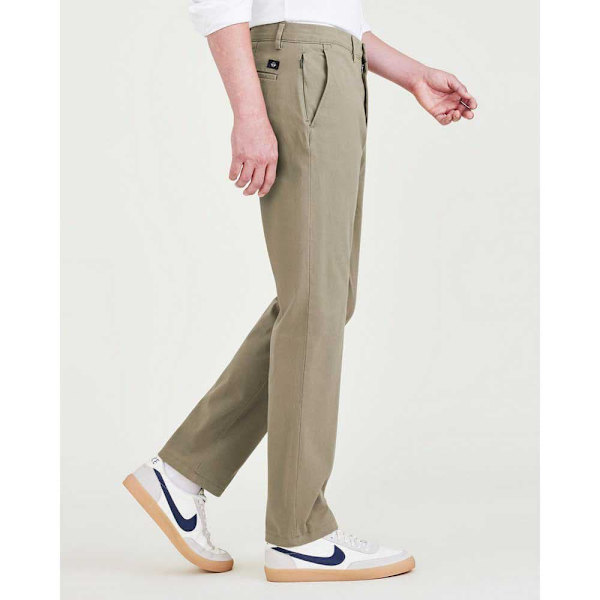 Dockers Smart 360 Flex Motion Slim Fit Chinobyxor Beige 33 / 32 Man