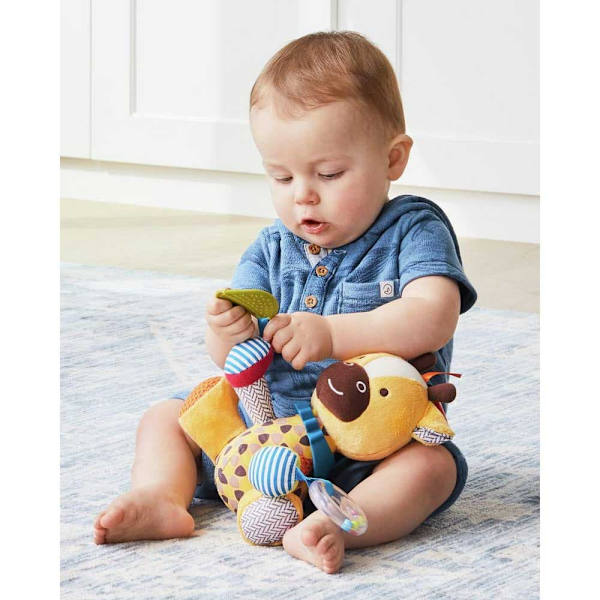 Skip Hop Leksaksgiraff Bandana Buddies Activity Flerfärgad