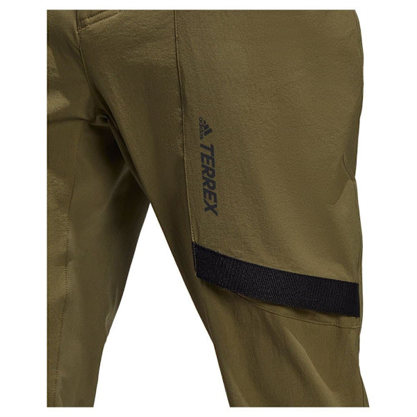 Adidas Byxor Zupahike Grönt 44 / Regular Man
