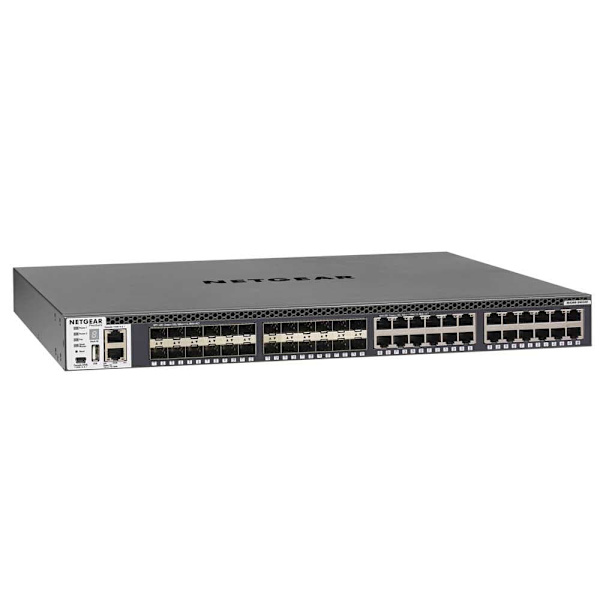 Netgear Kontakt M4300-24x24f Sort