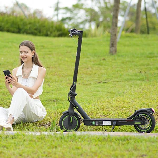 iSinwheel S9 Pro Elscooter 350W Motor 36V 7.5Ah Batteri 8.5" Däck