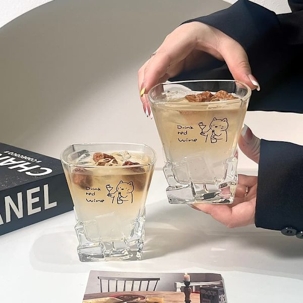 Söta Rödvinsstunder! Transparent Kreativ Glasmugg, Påbörja En Måttlig Berusning med Charm