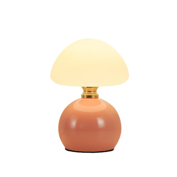 Kreativ och lyxig bordslampa i krämfärgad stil, sängbord, varm atmosfär, nattlampa för sovrum, sovrum