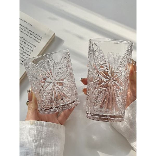 Sæt med to dekorerede krystalglas, elegante drikkeglas til hjemmet