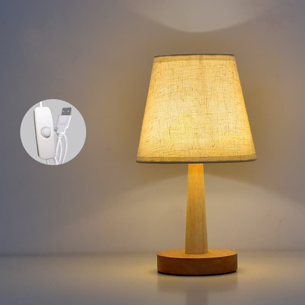 Enkel bordlampe i træ med lampeskærm i hør