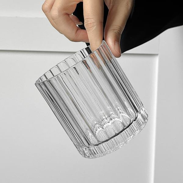 Vertikalt mönster transparent glasmugg, enkel och snygg dricksmugg