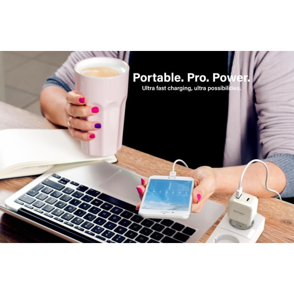 Snabb väggladdare 20W – USB-C PD & USB-A med USB-C till USB-C kabel (1m) 1x Laddare, 1x 1m USB-C