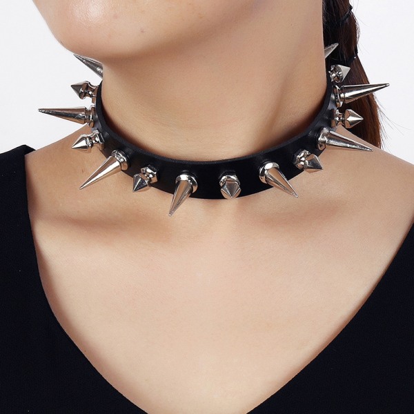 Kvinnor Män Cool Punk Choker Hjärtformad Biker Läder Nitar Chok