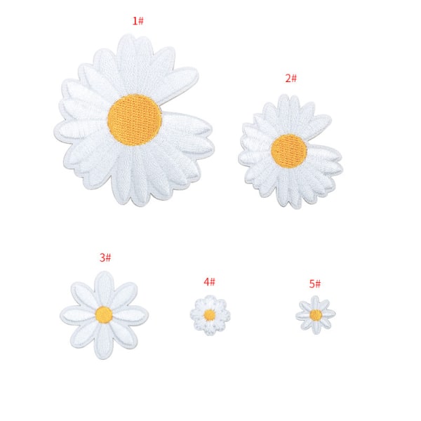 Set med 5 små prästkragar broderi kapitel tyg collage