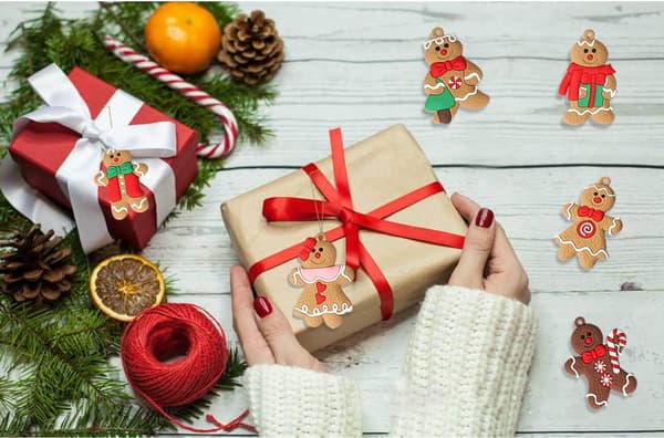 12 st pepparkaksgubbe-prydnader för julgran i plast