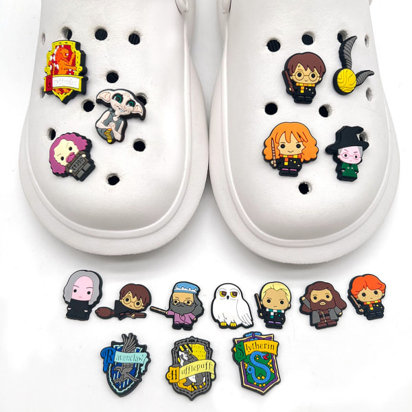 17 stk Harry Potter-serie clogs sko blomster sko spenner hage