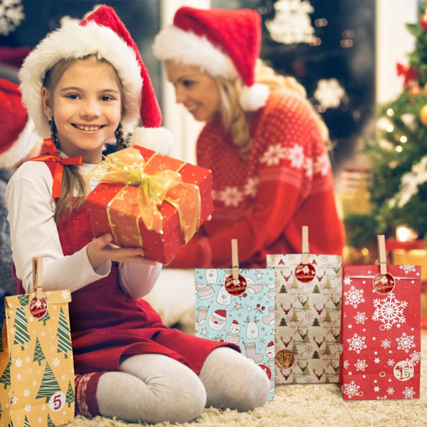 24 stk. adventskalender, 24 stk. papirpose, farverige gaveposer