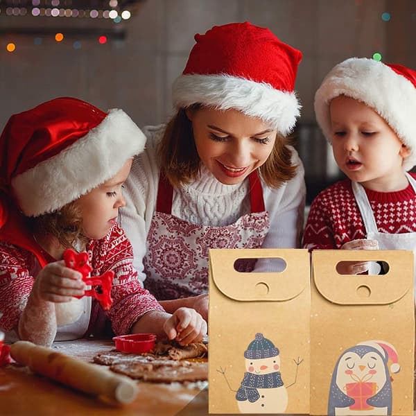 24-pack julpapperspåsar i kraftpapper - fyllbara - med handtag