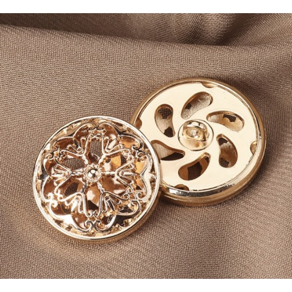 10st guld klädknapp - ihålig blomform metallskaft rund