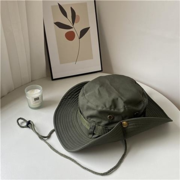 Militærgrønn fjellklatringhatt M (56-58 cm), bred brem utendørs