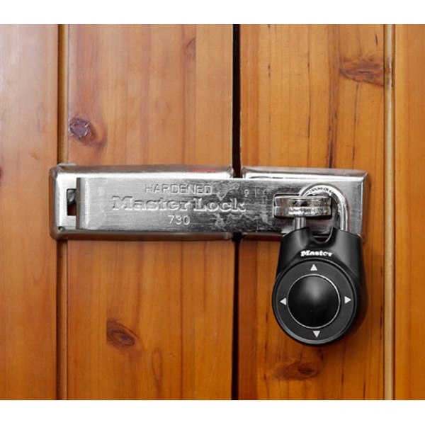 Musta Master Lock -suuntalukko - lukko kuntosalille