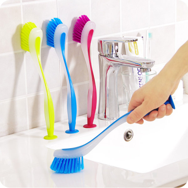 4husholdnings flat børste oppvaskbørster i ulike farger, med