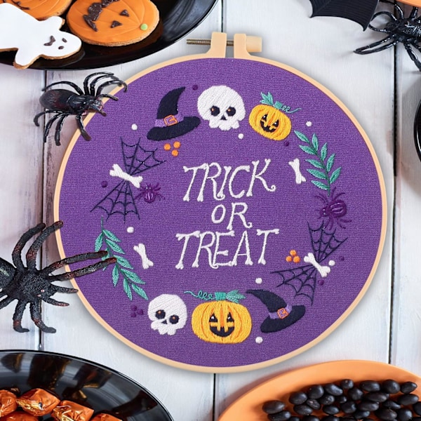 4 Halloween-mønster samling broderikit inkluderer broderi