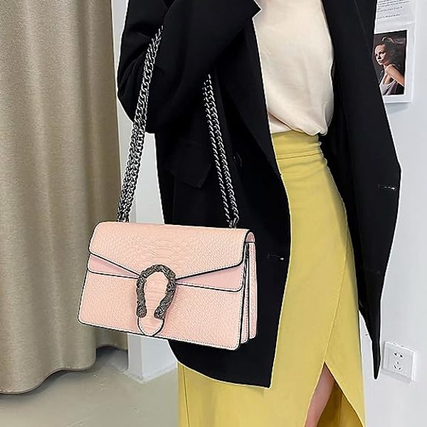 Naisten crossbody-iltapussi - Käärmeennahkainen nahkainen laukku C