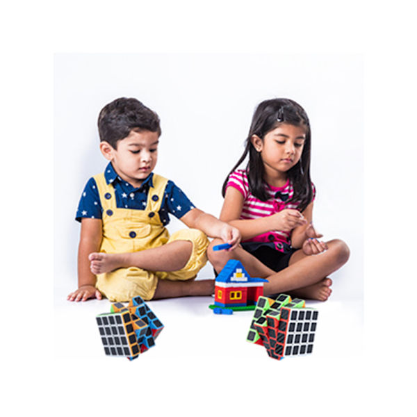 Puzzle Cube 4x4x4 Uusi Cubo Ultra Nopea Hiilikuitu Tarra