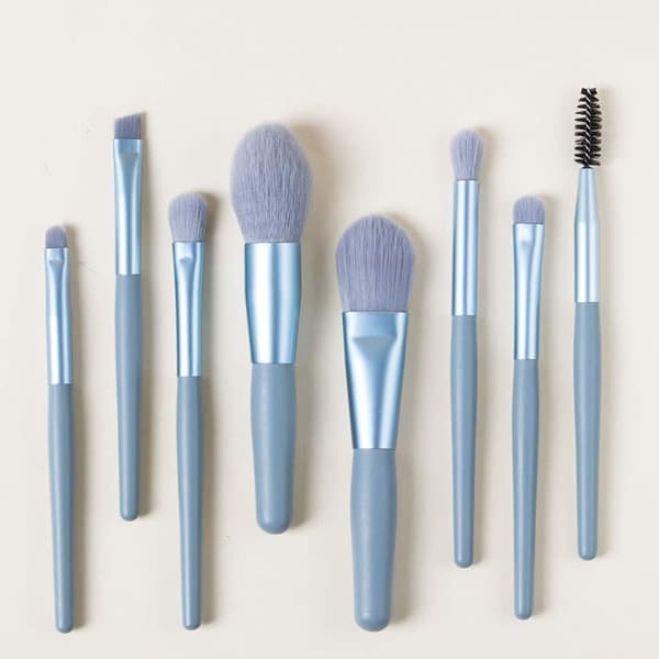 Makeup Set med 8 professionella sminkborstar med foundation Conce