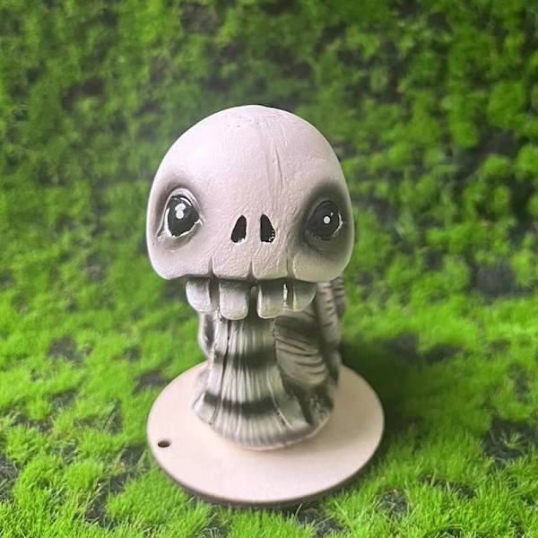Snigelhuvud Skakande Nagel Skalle Figur Skelett Dock för Halloween