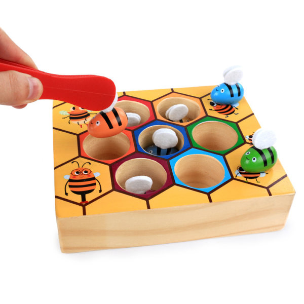 Finmotorisk leketøy for småbarn, matchende spill mellom bee og bikube, Mo