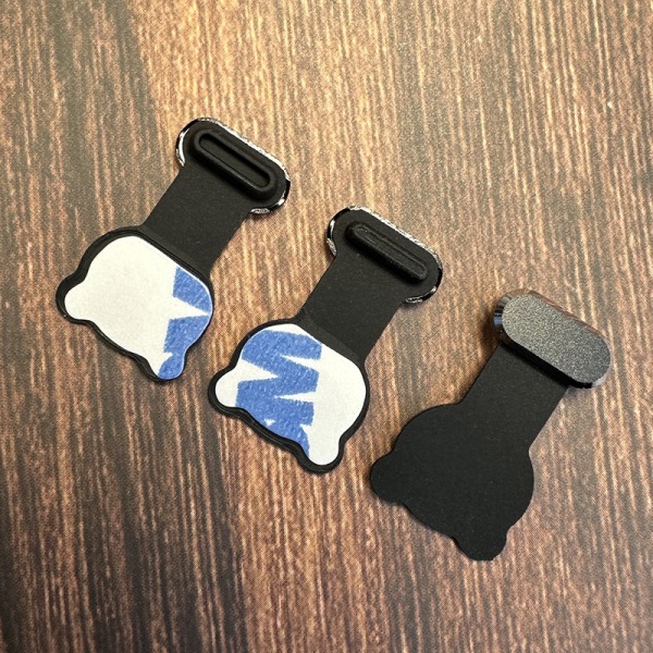 Harmaa silikoniset pistoolisetti 3 silikoniset pölypistokkeet USB C -portille