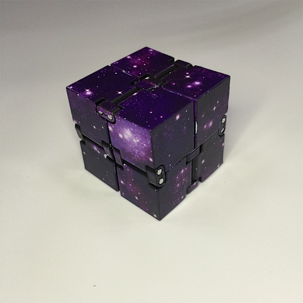 Infinity Cube - Nat - Evig Terning - 1 Fidget Legetøj Lilla